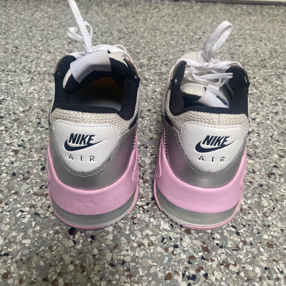 Nike Air Max Sneakers View 5